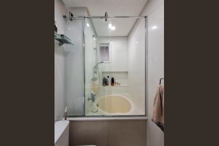Apartamento à venda com 70m², 3 quartos e 1 vagaBanheiro Quarto 3