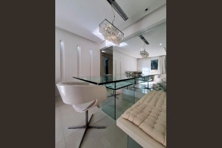 Apartamento à venda com 70m², 3 quartos e 1 vagaSala