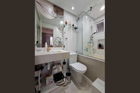 Apartamento à venda com 70m², 3 quartos e 1 vagaBanheiro Quarto 3