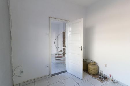 Casa para alugar com 101m², 2 quartos e sem vaga Casa para alugar com 101m², 2 quartos e sem vagaQuarto