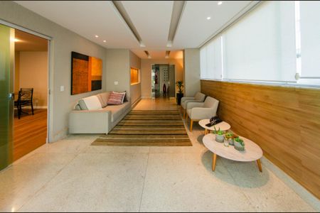 Apartamento à venda com 214m², 3 quartos e 4 vagasÁrea comum