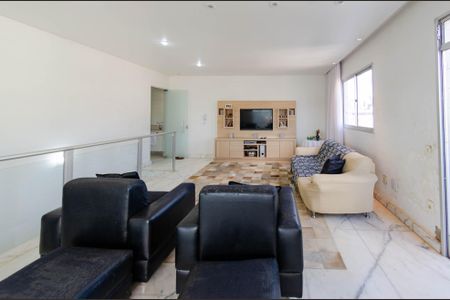 Apartamento à venda com 214m², 3 quartos e 4 vagasSala 2