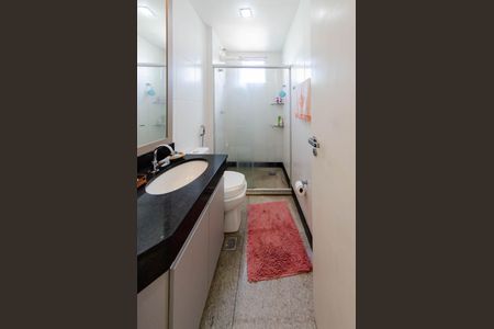 Apartamento à venda com 214m², 3 quartos e 4 vagasBanheiro suíte