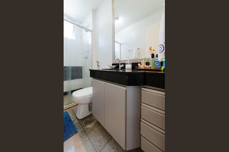 Apartamento à venda com 214m², 3 quartos e 4 vagasBanheiro