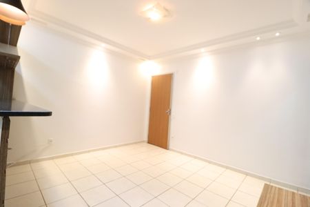 Apartamento para alugar com 45m², 2 quartos e 1 vagaSala