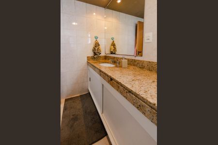 Apartamento à venda com 115m², 3 quartos e 2 vagasBanheiro