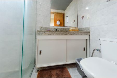 Apartamento à venda com 115m², 3 quartos e 2 vagasBanheiro suíte
