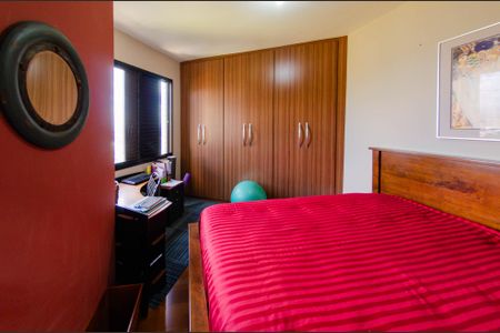 Apartamento à venda com 115m², 3 quartos e 2 vagasQuarto 1