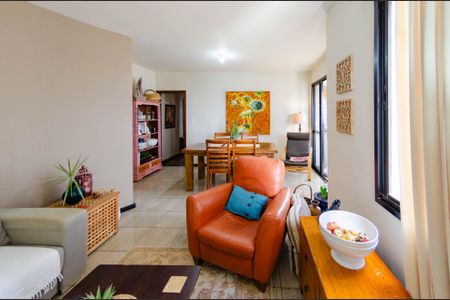 Apartamento à venda com 115m², 3 quartos e 2 vagasSala