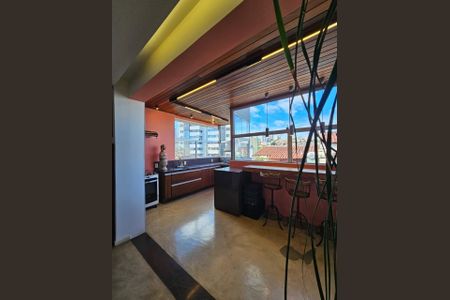 Apartamento à venda com 305m², 4 quartos e 2 vagas Apartamento à venda com 305m², 4 quartos e 2 vagasÁrea gourmet