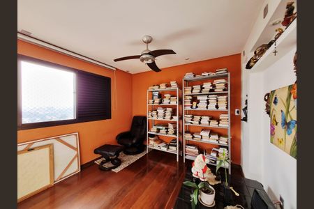 Apartamento para alugar com 144m², 3 quartos e 4 vagasEscritório