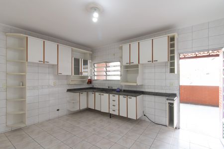 Casa à venda com 220m², 3 quartos e 2 vagasCozinha