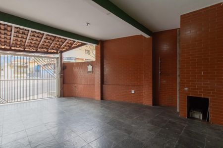 Casa à venda com 220m², 3 quartos e 2 vagasGaragem