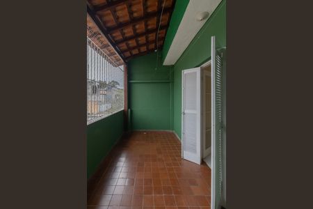 Casa à venda com 220m², 3 quartos e 2 vagasVaranda do Quarto 2