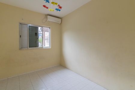Casa à venda com 220m², 3 quartos e 2 vagasQuarto 3