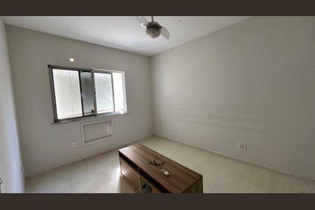 Apartamento à venda com 210m², 4 quartos e 2 vagas Apartamento à venda com 210m², 4 quartos e 2 vagasQuarto 3
