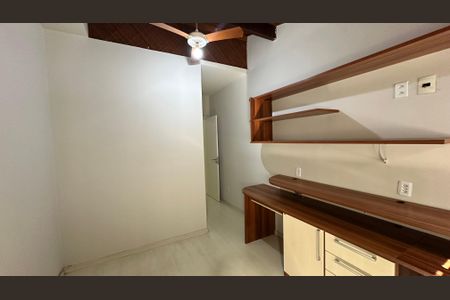 Apartamento à venda com 210m², 4 quartos e 2 vagas Apartamento à venda com 210m², 4 quartos e 2 vagasQuarto 4