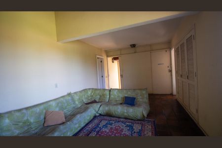 Casa para alugar com 1500m², 3 quartos e 5 vagasSala 2