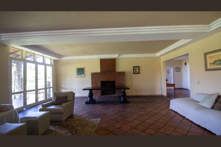 Casa para alugar com 1500m², 3 quartos e 5 vagasSala