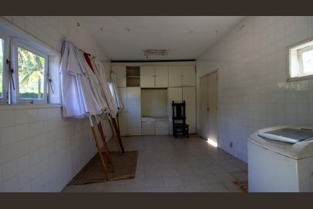 Casa para alugar com 1500m², 3 quartos e 5 vagasCozinha e Área de Serviço