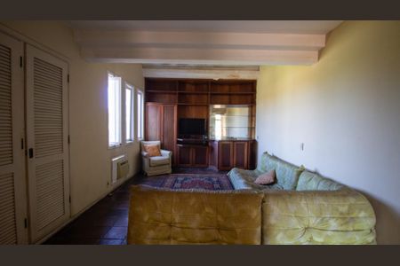 Casa para alugar com 1500m², 3 quartos e 5 vagasSala 2