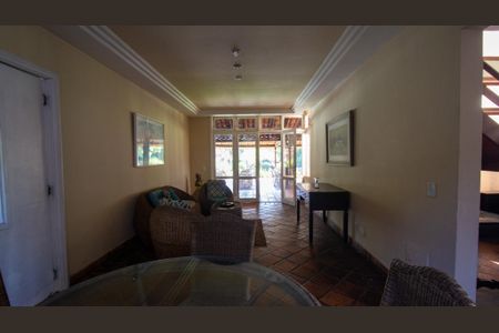 Casa para alugar com 1500m², 3 quartos e 5 vagasSala