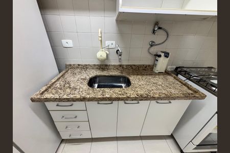 Apartamento à venda com 53m², 1 quarto e 2 vagasCozinha