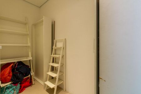 Casa à venda com 380m², 4 quartos e 4 vagasCloset da suíte 2