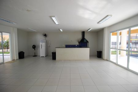 Apartamento para alugar com 70m², 2 quartos e 1 vagaÁrea comum - Salão de festas