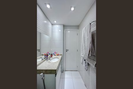 Apartamento à venda com 122m², 3 quartos e 2 vagasBanheiro da Suíte 2