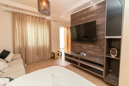Casa de condomínio para alugar com 80m², 2 quartos e 1 vagaSala