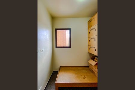 Apartamento à venda com 346m², 4 quartos e 4 vagasQuarto de Serviço