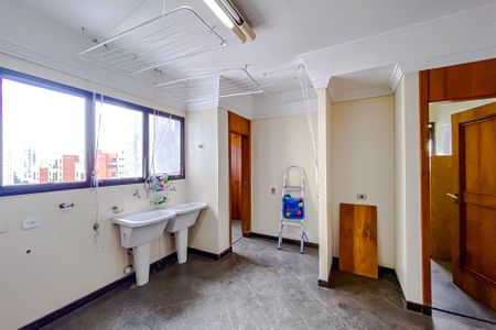 Apartamento à venda com 346m², 4 quartos e 4 vagasÁrea de Serviço