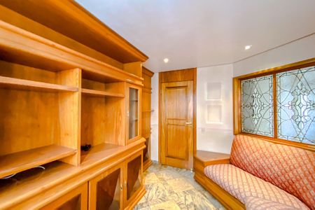 Apartamento à venda com 346m², 4 quartos e 4 vagasSala de TV