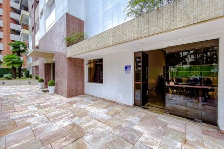 Apartamento à venda com 346m², 4 quartos e 4 vagasÁrea comum - Plaquinha