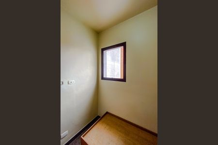 Apartamento à venda com 346m², 4 quartos e 4 vagasQuarto de Serviço