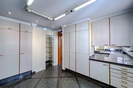 Apartamento à venda com 346m², 4 quartos e 4 vagasCopa