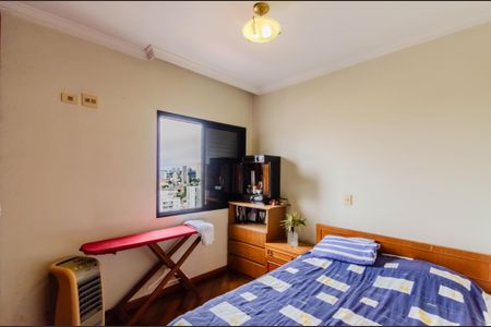 Apartamento à venda com 114m², 3 quartos e 3 vagasQuarto 2