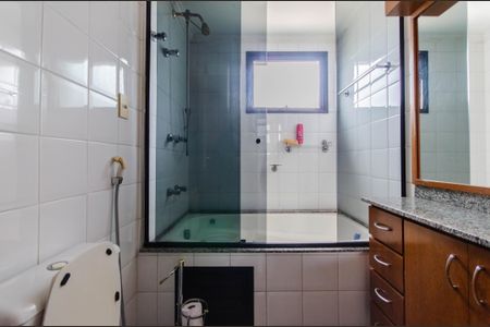 Apartamento à venda com 114m², 3 quartos e 3 vagasBanheiro da Suíte