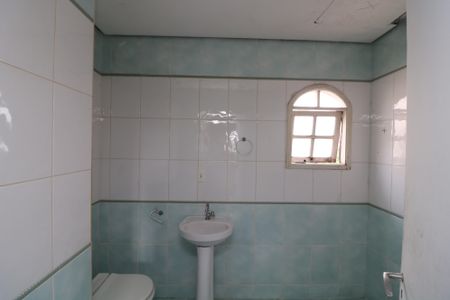 Casa à venda com 450m², 8 quartos e 2 vagasBanheiro 1