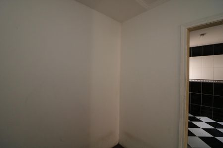 Casa à venda com 450m², 8 quartos e 2 vagasCloset da Suíte 2