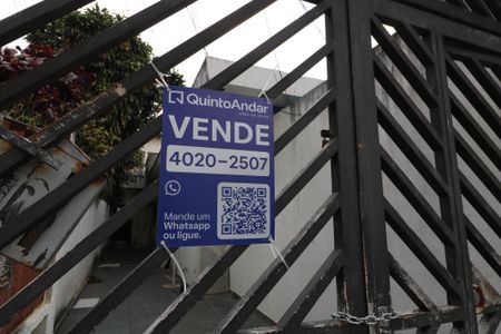 Casa à venda com 450m², 8 quartos e 2 vagasPlaca