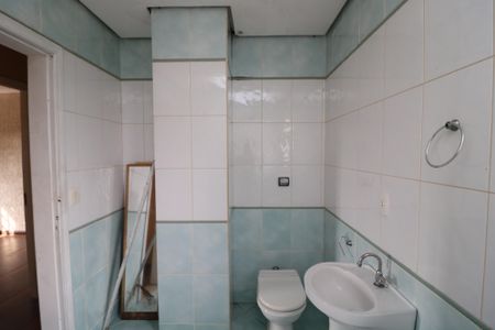 Casa à venda com 450m², 8 quartos e 2 vagasBanheiro 1