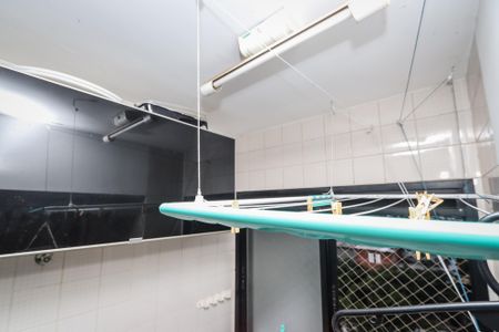 Apartamento à venda com 61m², 2 quartos e 2 vagasLavanderia