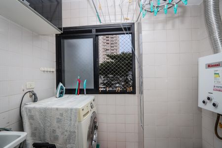 Apartamento à venda com 61m², 2 quartos e 2 vagasLavanderia