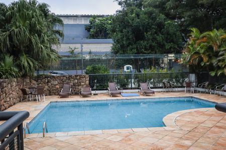 Apartamento à venda com 61m², 2 quartos e 2 vagasÁrea comum - Piscina