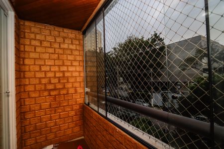 Apartamento à venda com 61m², 2 quartos e 2 vagasVaranda