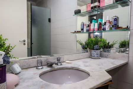 Apartamento à venda com 61m², 2 quartos e 2 vagasBanheiro2