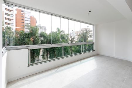 Apartamento à venda com 200m², 3 quartos e 4 vagasVaranda da Sala