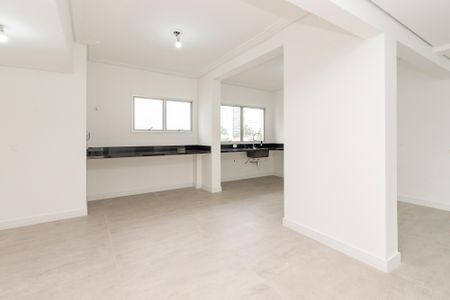 Apartamento à venda com 200m², 3 quartos e 4 vagasCozinha